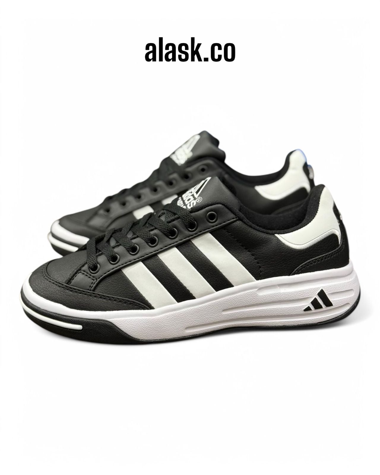 A D I D A S. NASTASE N/B.