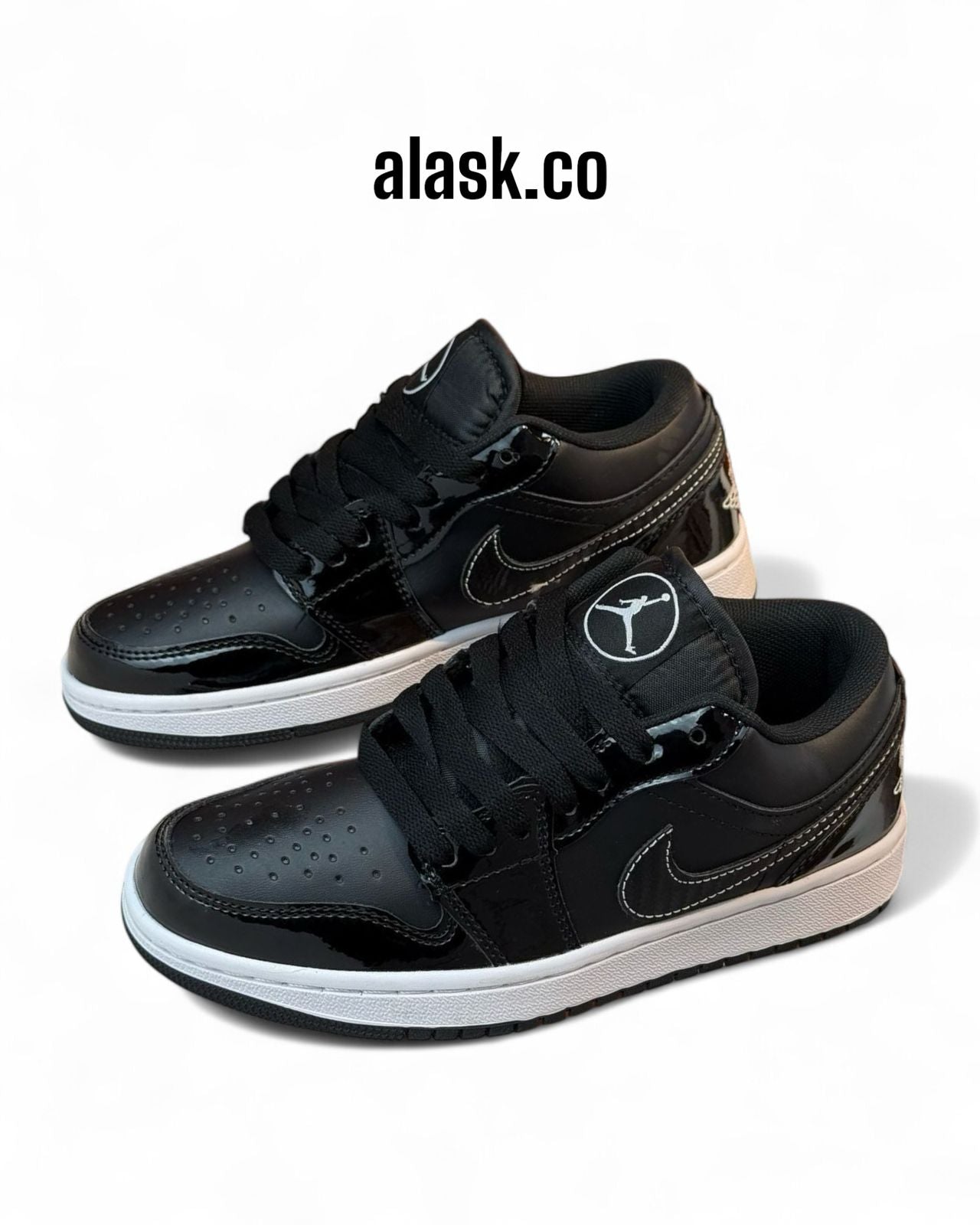 N I K E RETRO 1 CHAROL DAMA