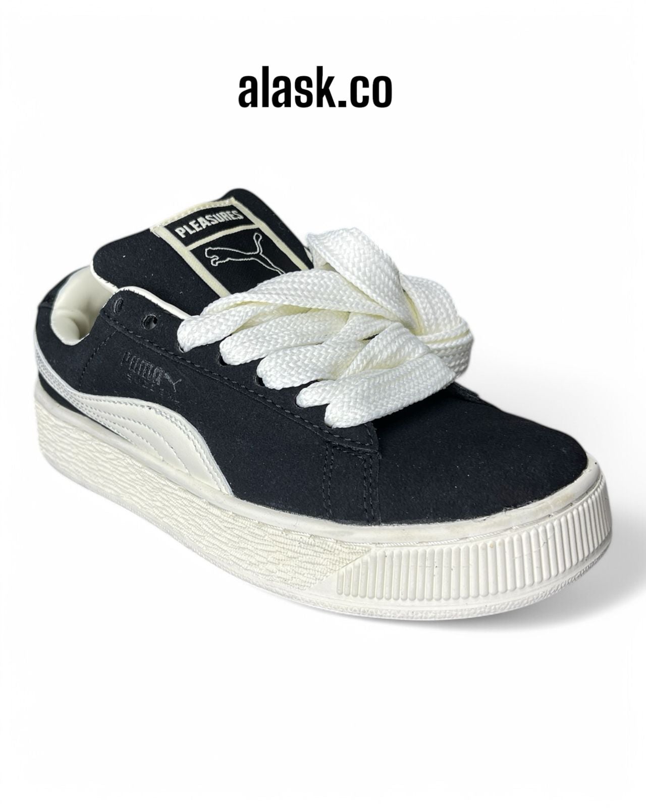 P U M A     SUEDE   X  L    DAMA  N/B  ENVIO GRATIS